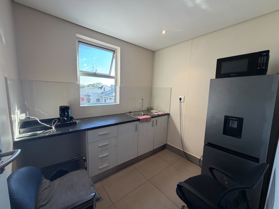 To Let Commercial Property for Rent in Claremont Western Cape